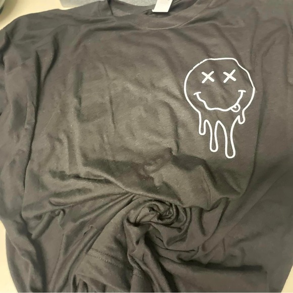 Custom Tees - Picture 1 of 2